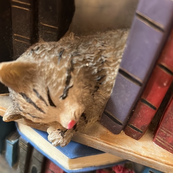 3D Cat Plate Stand - Picture 5 of 7